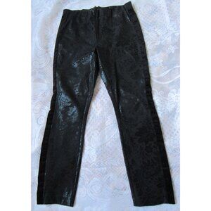 Anthropologie Women black Pants, pattern Floral, sz.8, back zip